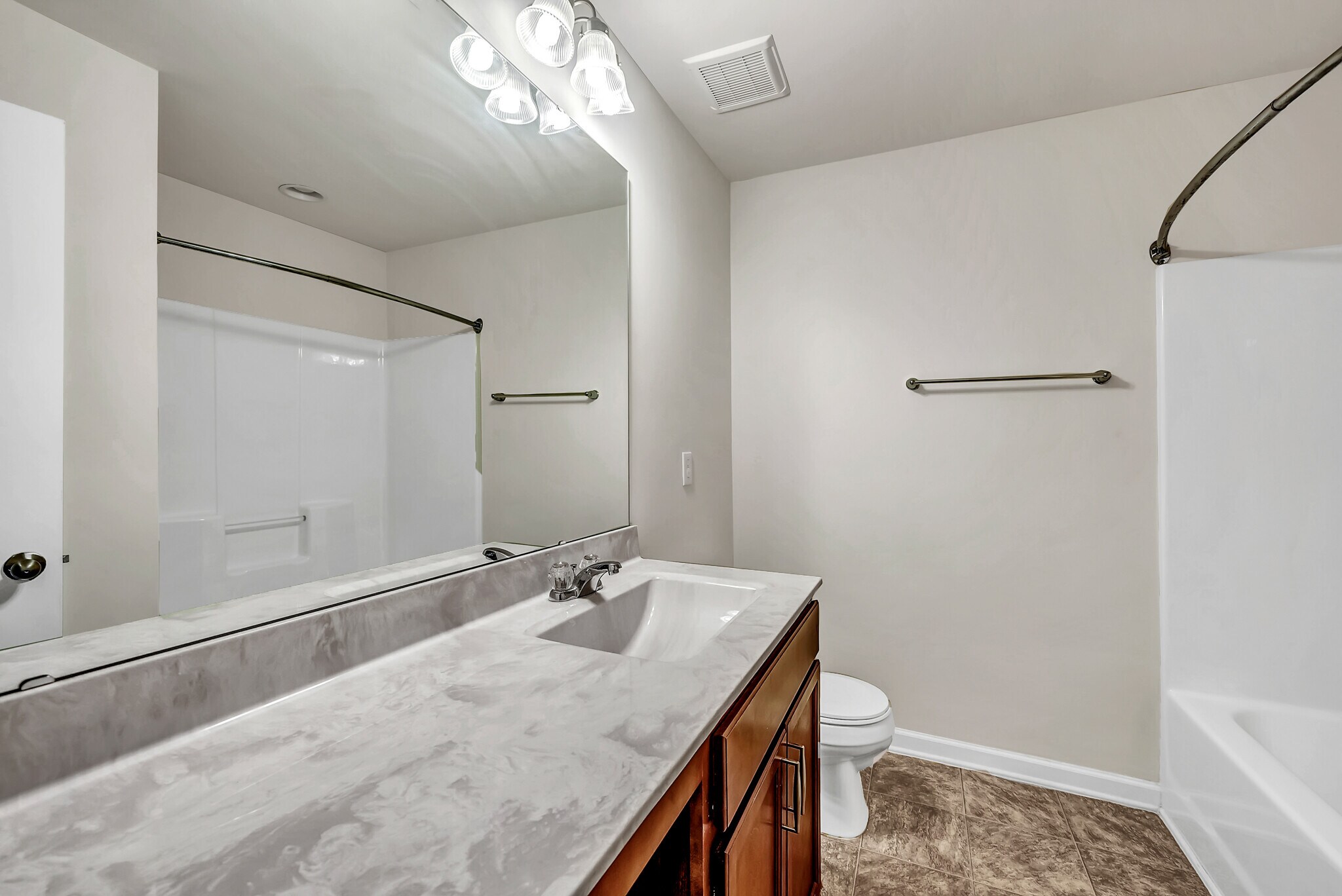 Building Photo - 507 Mt Carmel Rd