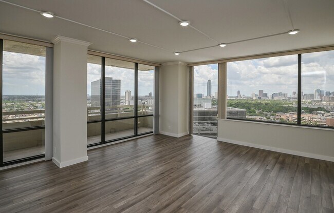 Building Photo - 15 Greenway Plz