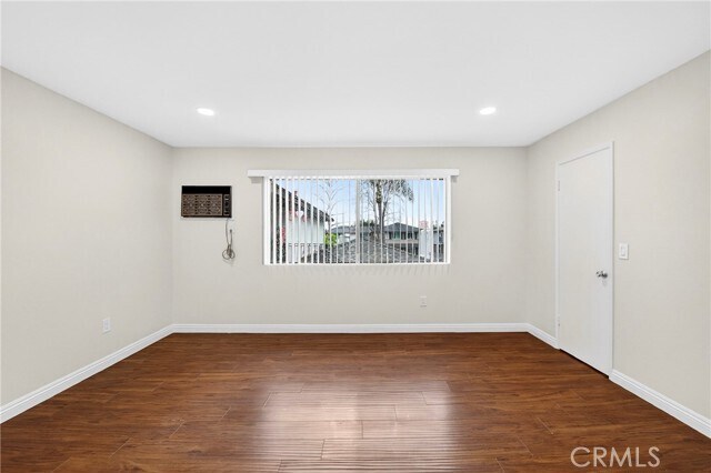 Building Photo - 160 Greentree Ln