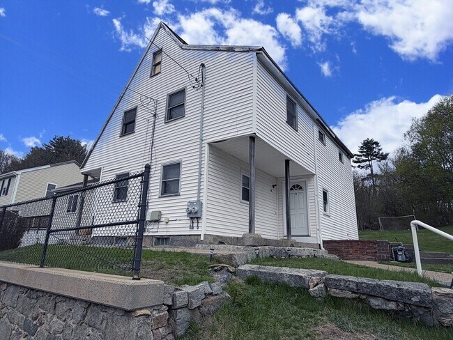 Building Photo - 79 N Main St