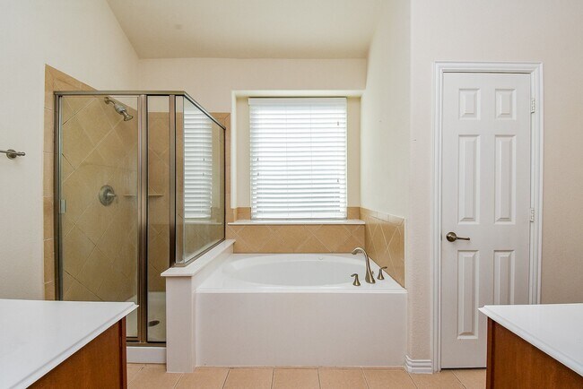 Building Photo - 19823 Hawkins Ridge Ln