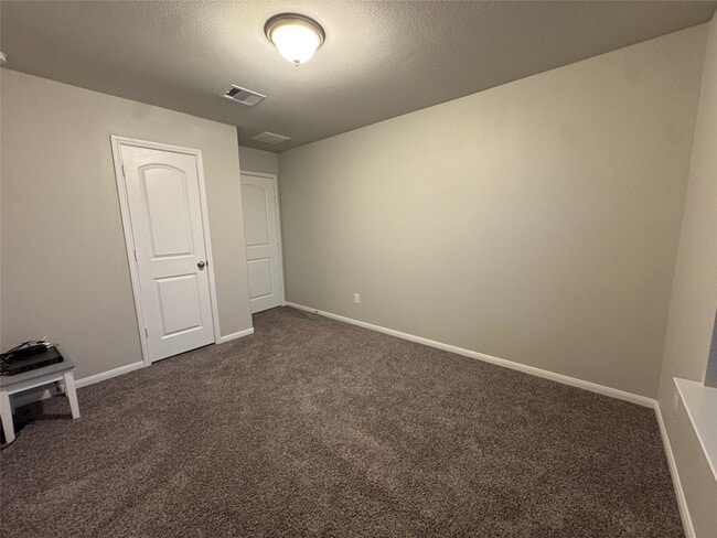 Building Photo - 10435 Moraine Lake Dr