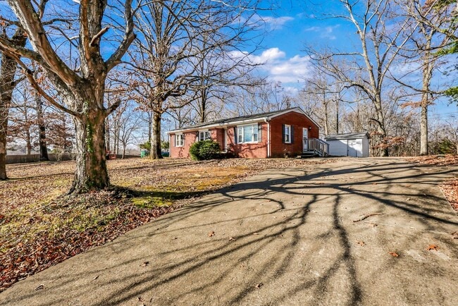 Building Photo - 2457 Antioch Church Rd