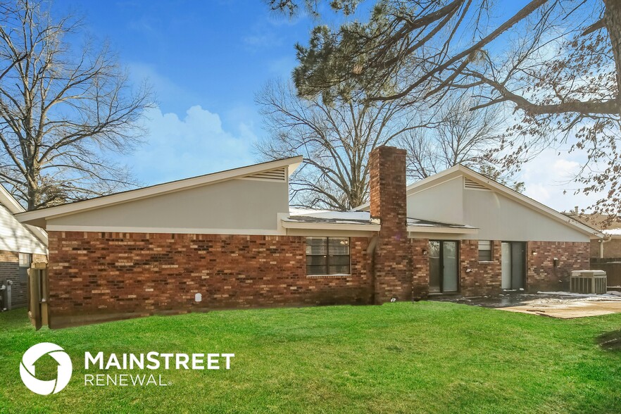 Building Photo - 6300 Scarletcrest Ln