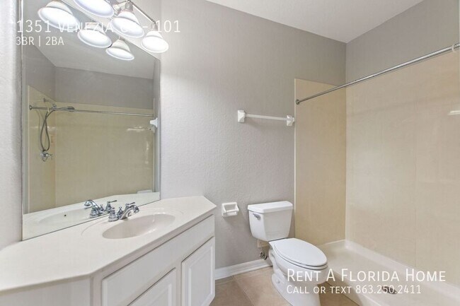 Building Photo - 1351 Venezia Ct