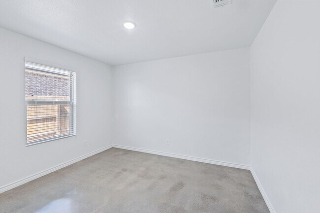 Building Photo - PM1-HH1803 Emma Naylor Ct