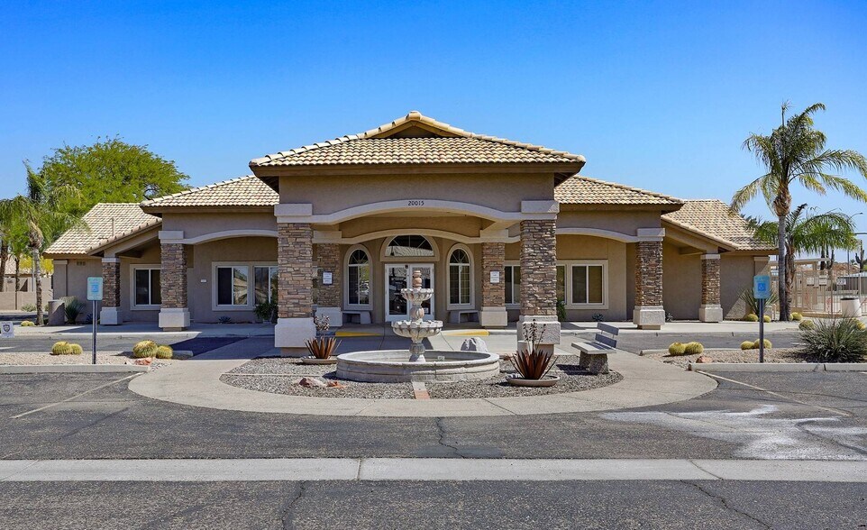 Building Photo - 10867 W Chino Dr