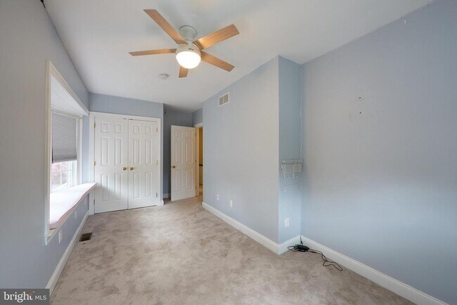 Building Photo - 423 N Orange St