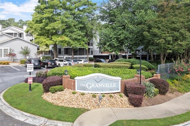 Building Photo - 620 Granville Ct