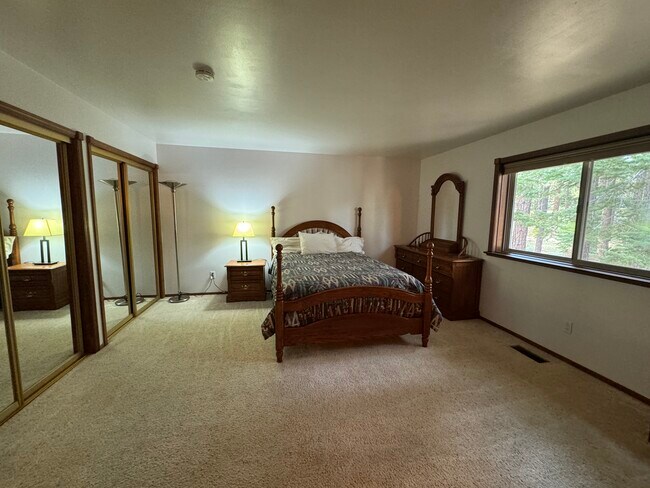 Building Photo - 1103 Sundown Trail