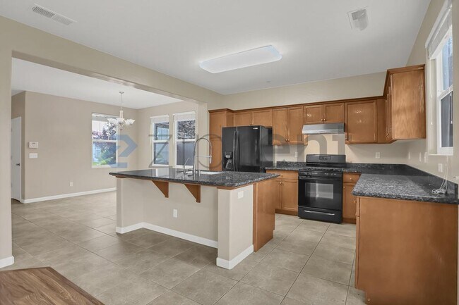 Building Photo - 10586 N Whitney Ave
