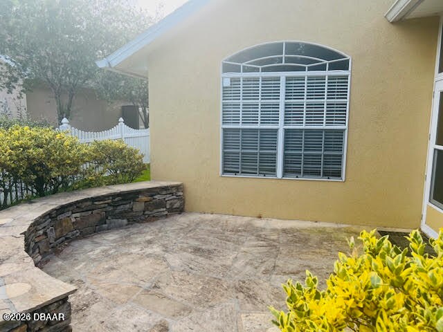 Building Photo - 4 Lonetree Look