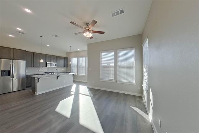 Building Photo - 5404 Sandstone Dr