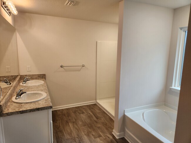 Building Photo - 4804 Loblolly Way