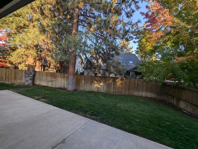 Building Photo - 19883 Quail Pine Loop