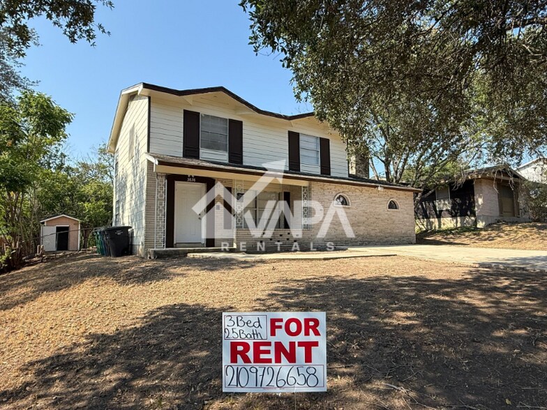 Building Photo - 3838 Anton Dr