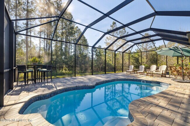 Building Photo - 222 Bonita Vista Dr