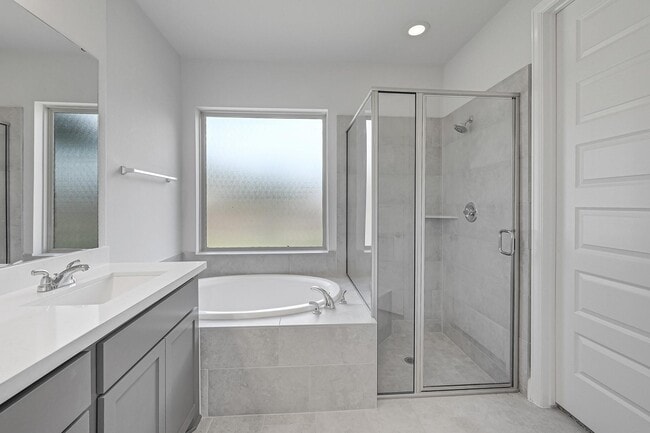 Building Photo - 15835 Bird of Paradise Dr