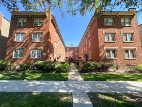 Building Photo - 4824 Hutchinson