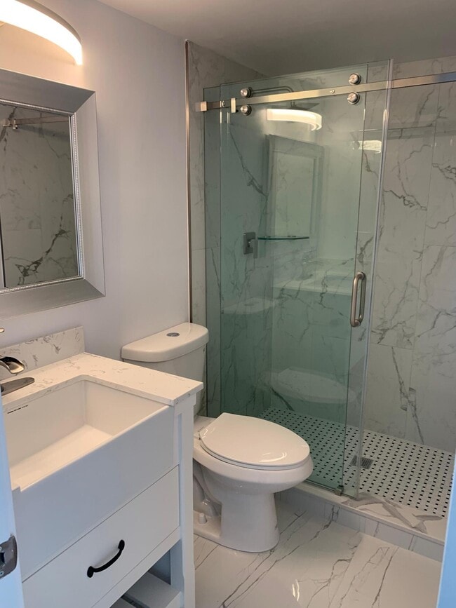 Building Photo - 2786 Tennis Club Dr