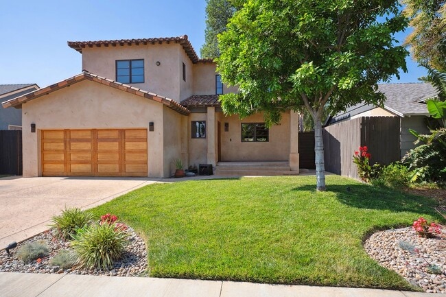 Primary Photo - 22030 Providencia St
