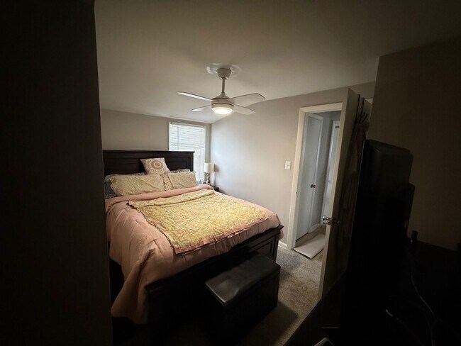 Building Photo - 2915 N 54th St