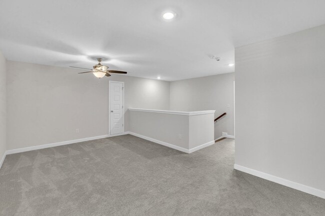 Building Photo - Four Bedroom + Loft Dream Home in Youngsville