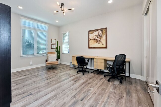 Building Photo - 13710 Goldenpine Trl