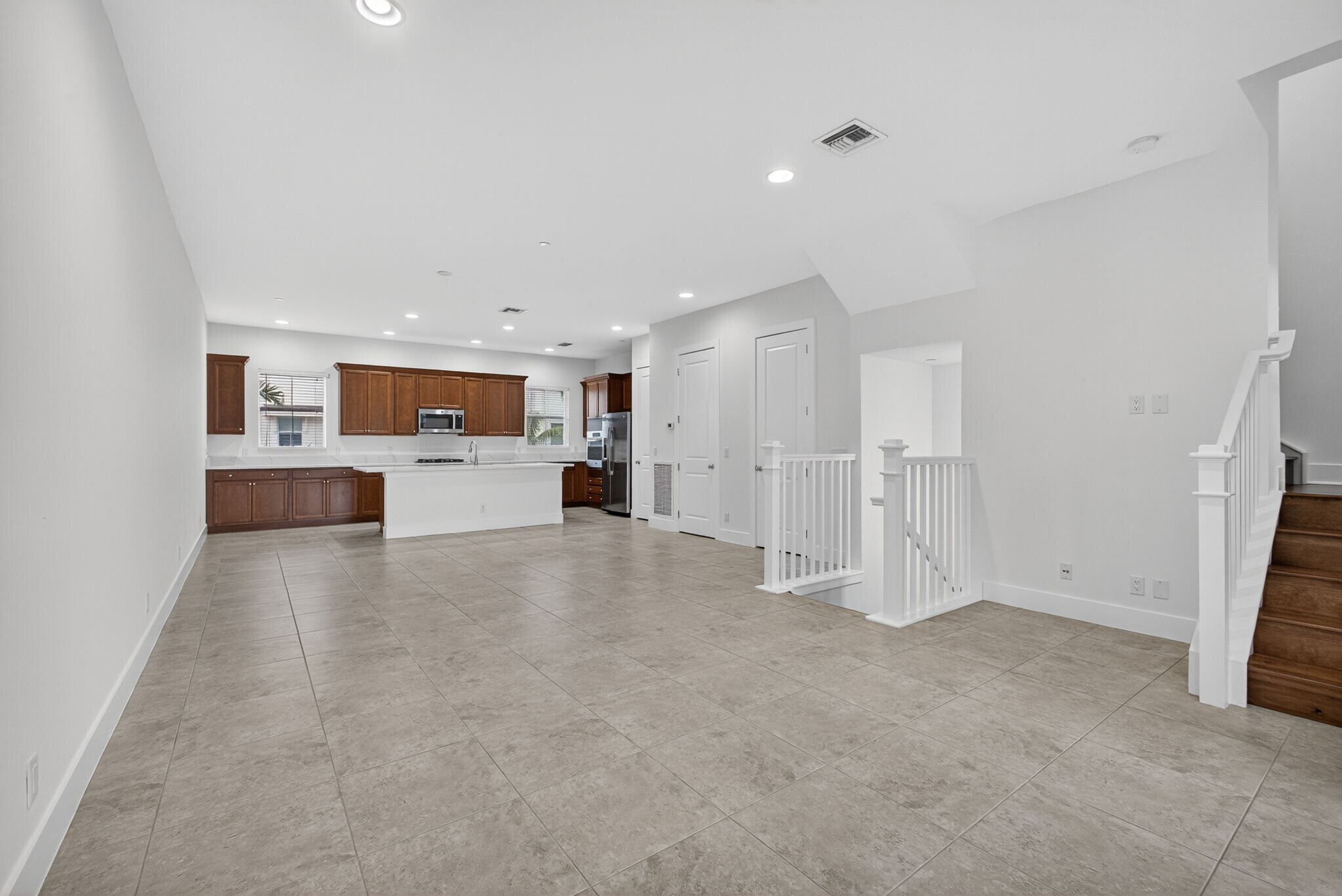 Building Photo - 7089 Edison Pl
