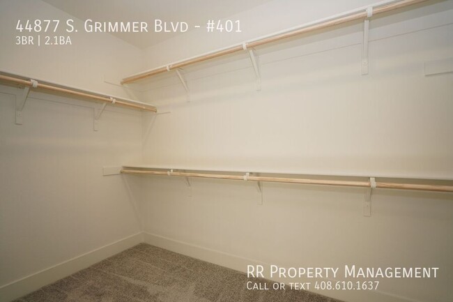 Building Photo - Brand New Top Floor Condo in Excellent Fre...