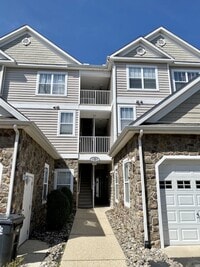 Building Photo - 4303 Summer Brook Ln