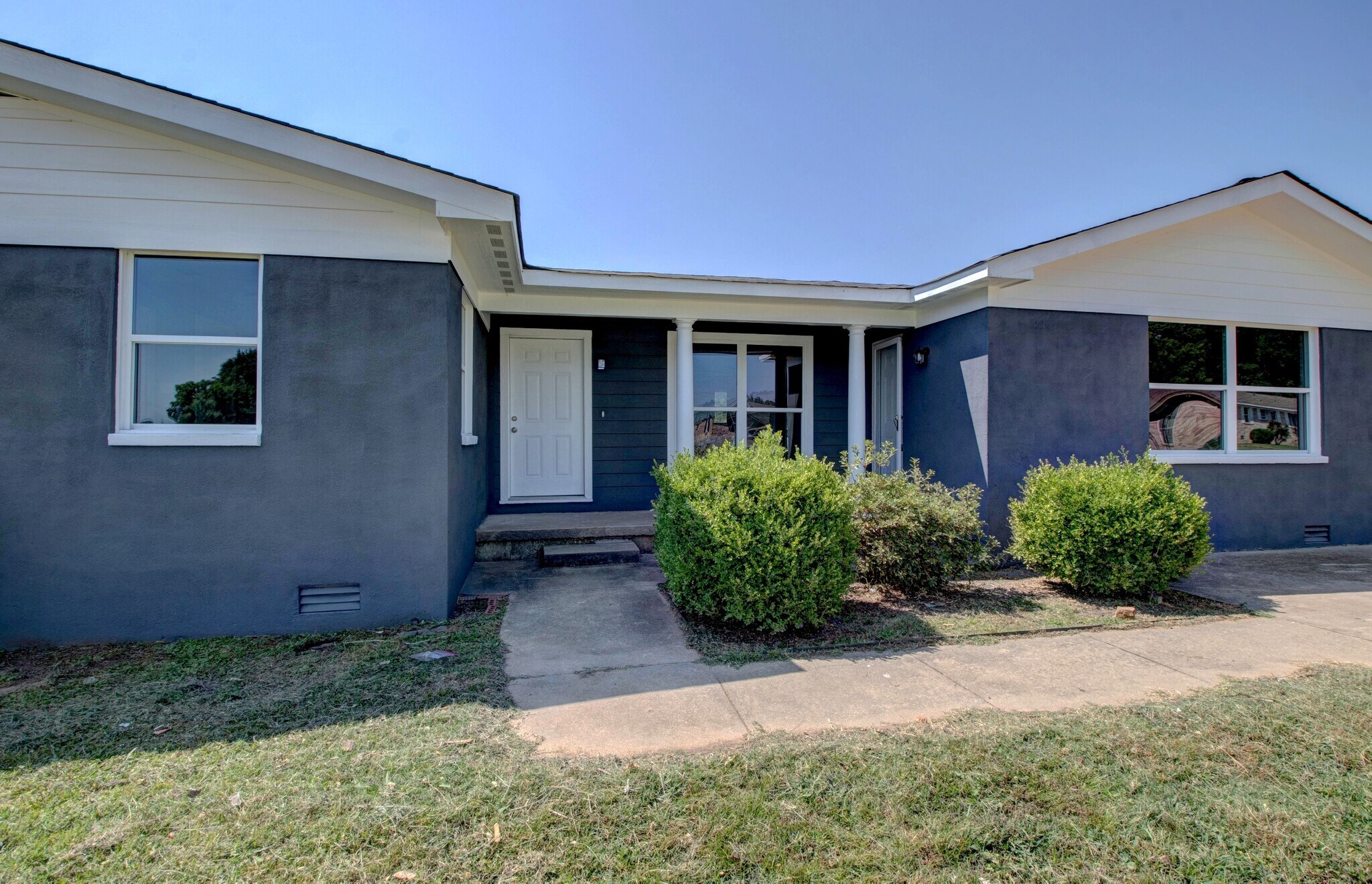 Building Photo - 1007 Stone St