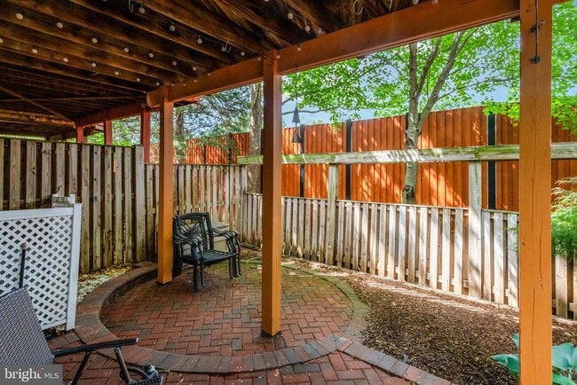 Building Photo - 3825 Watkins Mill Dr