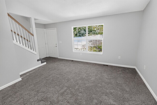 Building Photo - 5316 Godas Cir