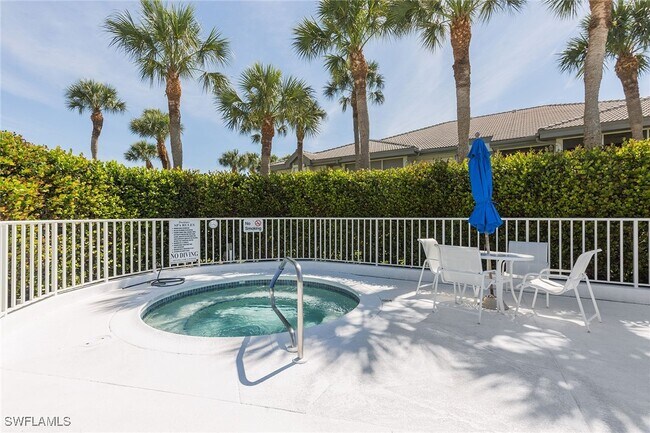 Building Photo - 4251 Lake Forest Dr