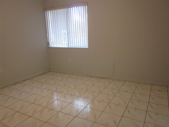 Building Photo - 7719 Trent Dr