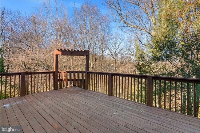 Building Photo - 19264 Wheatfield Terrace