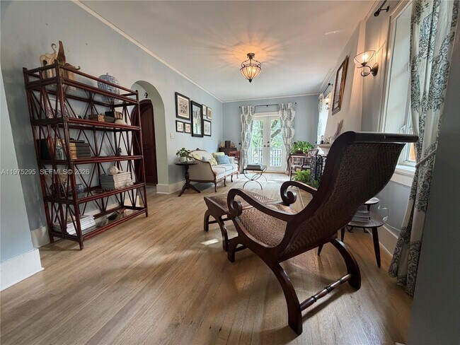 Building Photo - 1222 Ferdinand St