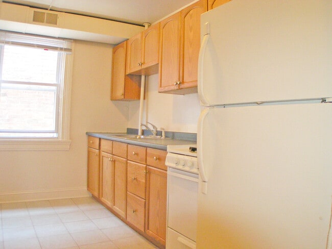 Building Photo - 1403 Madison Ave