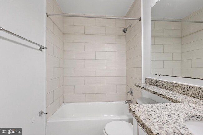 Building Photo - 1316 Spring Rd NW