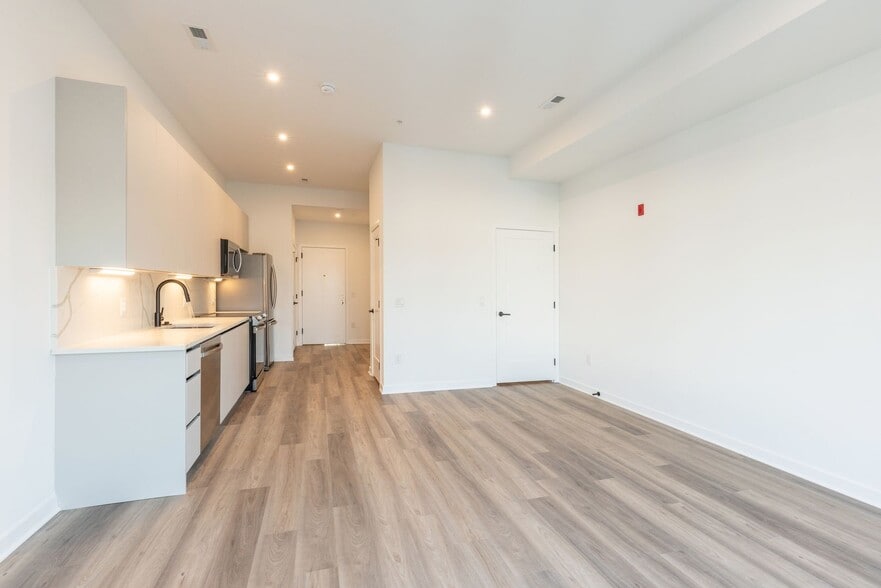 Interior Photo - BRUBOX