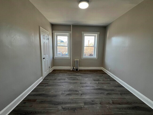 Building Photo - 8610 John F. Kennedy Blvd