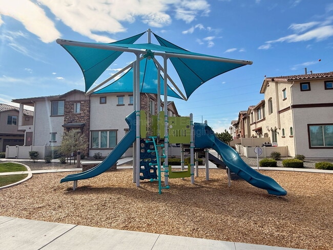 Building Photo - 4100 S Pinelake Way