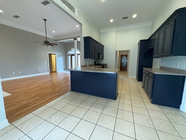Building Photo - 103 Canter Cove