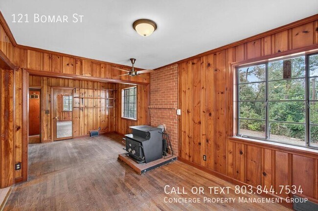 Building Photo - 121 Bomar St