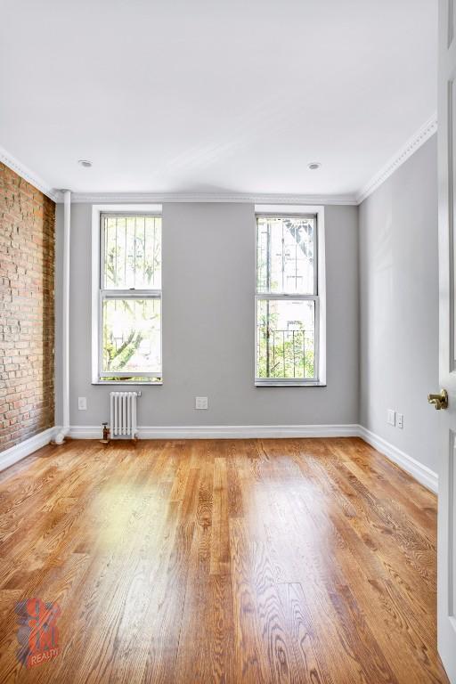 Building Photo - 277 E 10th St