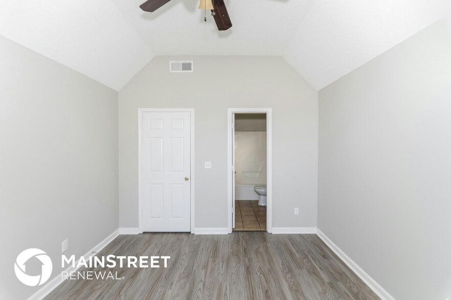Building Photo - 6722 N Regency Park Cir