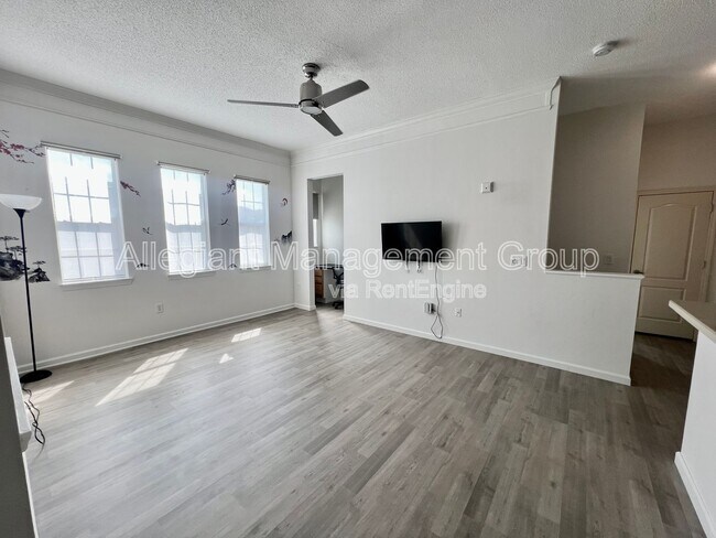 Building Photo - 12016 Villanova Dr
