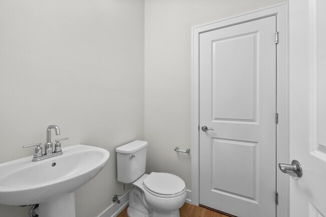 Building Photo - 4849 Lismore Ln