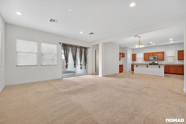 Building Photo - 20840 E Reins Rd